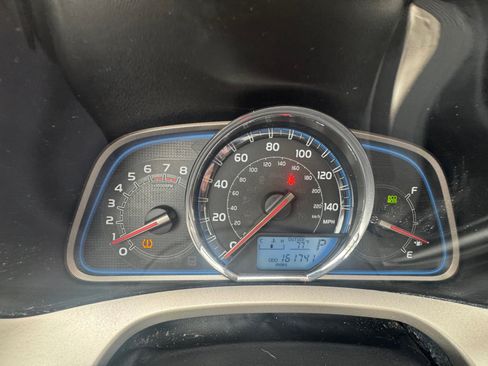Used 2015 Toyota RAV4 Limited w/ Technology Package AWD/4WD image 16