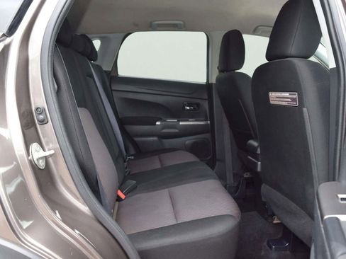 Used 2018 Mitsubishi Outlander Sport ES image 13