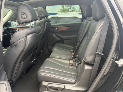 Used 2022 Acura MDX FWD image 12