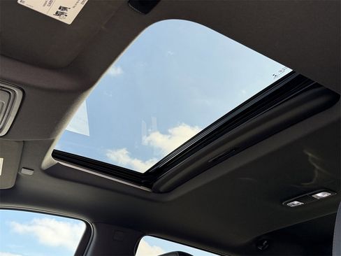 Used 2020 GMC Sierra 1500 AT4 w/ AT4 Preferred Package image 27