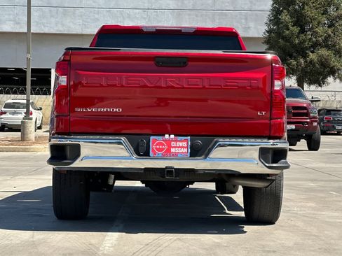 Used 2023 Chevrolet Silverado 1500 LT AWD/4WD image 8