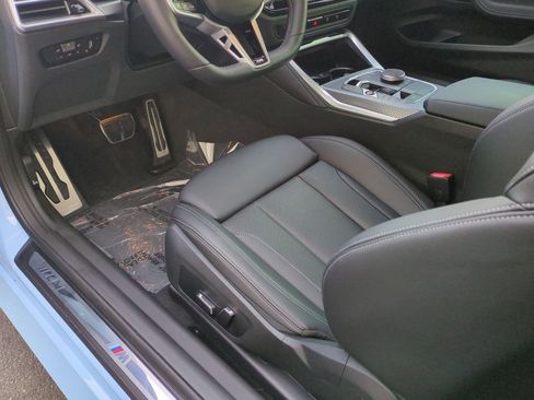 Used 2026 BMW M240i Coupe w/ Premium Package RWD image 17