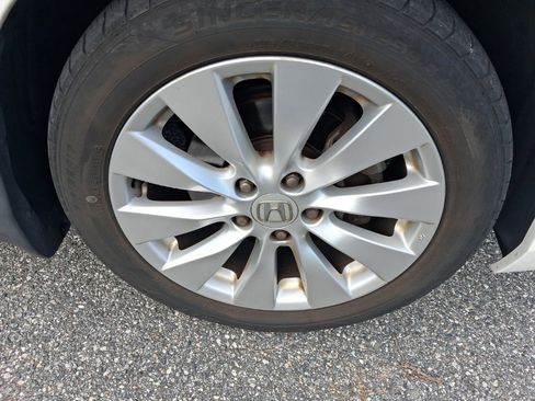 Used 2015 Honda Accord EX-L image 12