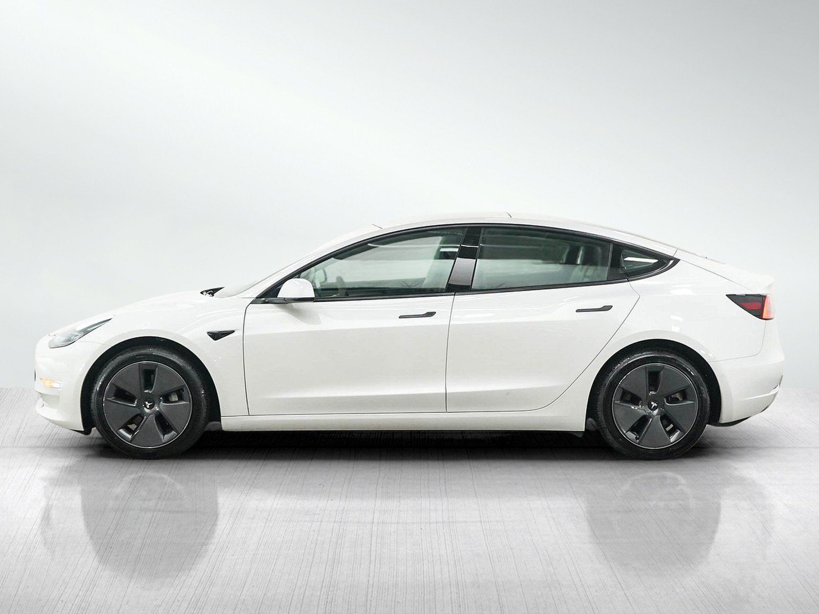 Used 2021 Tesla Model 3 Long Range AWD/4WD image 2
