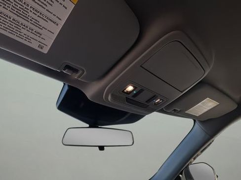 Used 2021 Ford Explorer XLT w/ Equipment Group 202A image 26