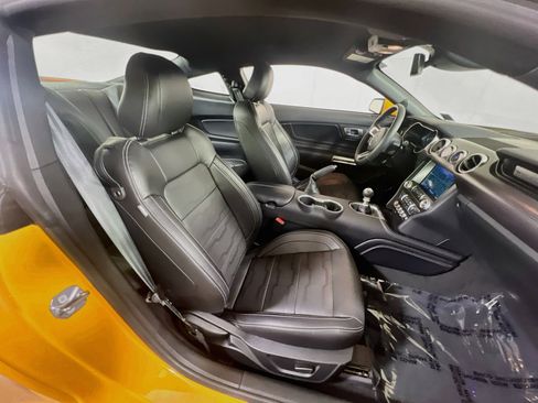 Used 2022 Ford Mustang GT Premium w/ GT Performance Package RWD image 27