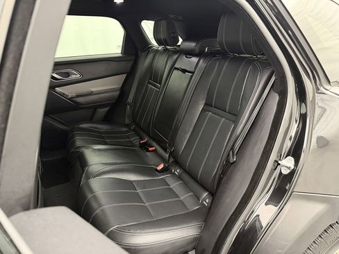 Used 2018 Land Rover Range Rover Velar S image 39