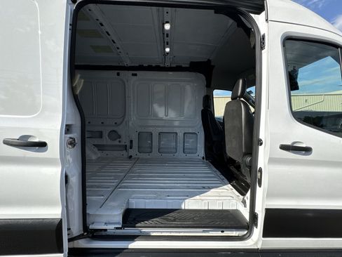 Used 2025 Ford Transit 250 148 Medium Roof RWD image 23