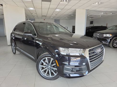 Used 2017 Audi Q7 3.0T Prestige AWD/4WD image 1