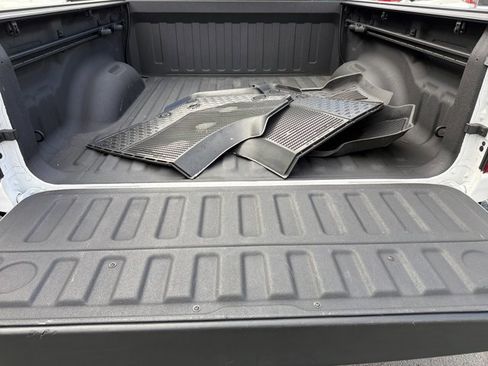 Used 2022 RAM 1500 Laramie image 26