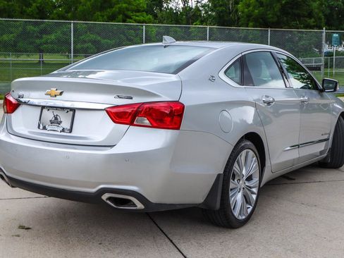 Used 2018 Chevrolet Impala Premier w/ Premier Confidence Package FWD image 19