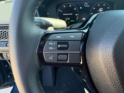 Certified 2025 Honda Civic Sport Touring image 14