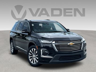 Used 2023 Chevrolet Traverse Premier
