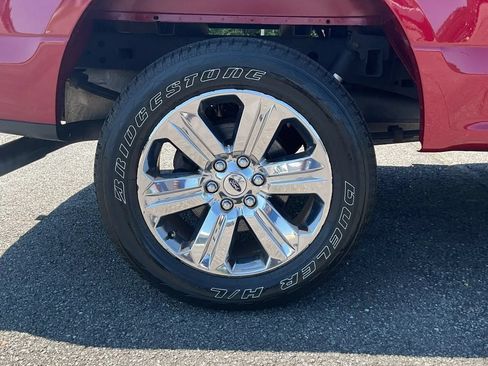 Used 2019 Ford F150 XLT w/ Equipment Group 302A Luxury AWD/4WD image 11