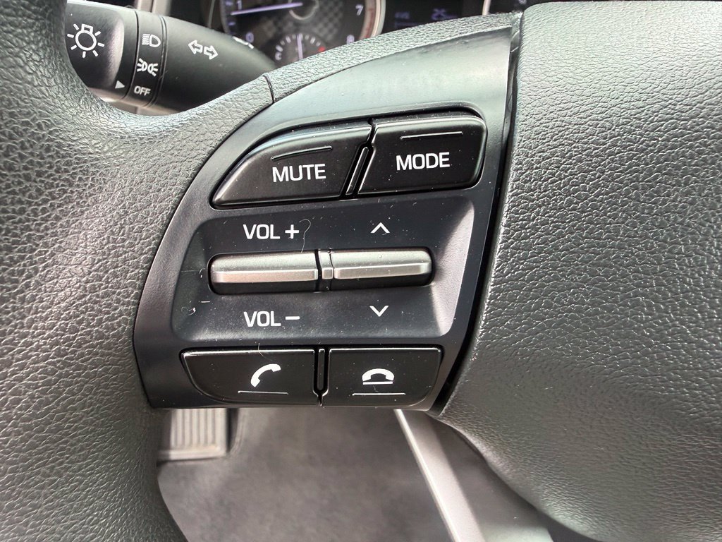 Used 2019 Hyundai Elantra SE FWD image 69