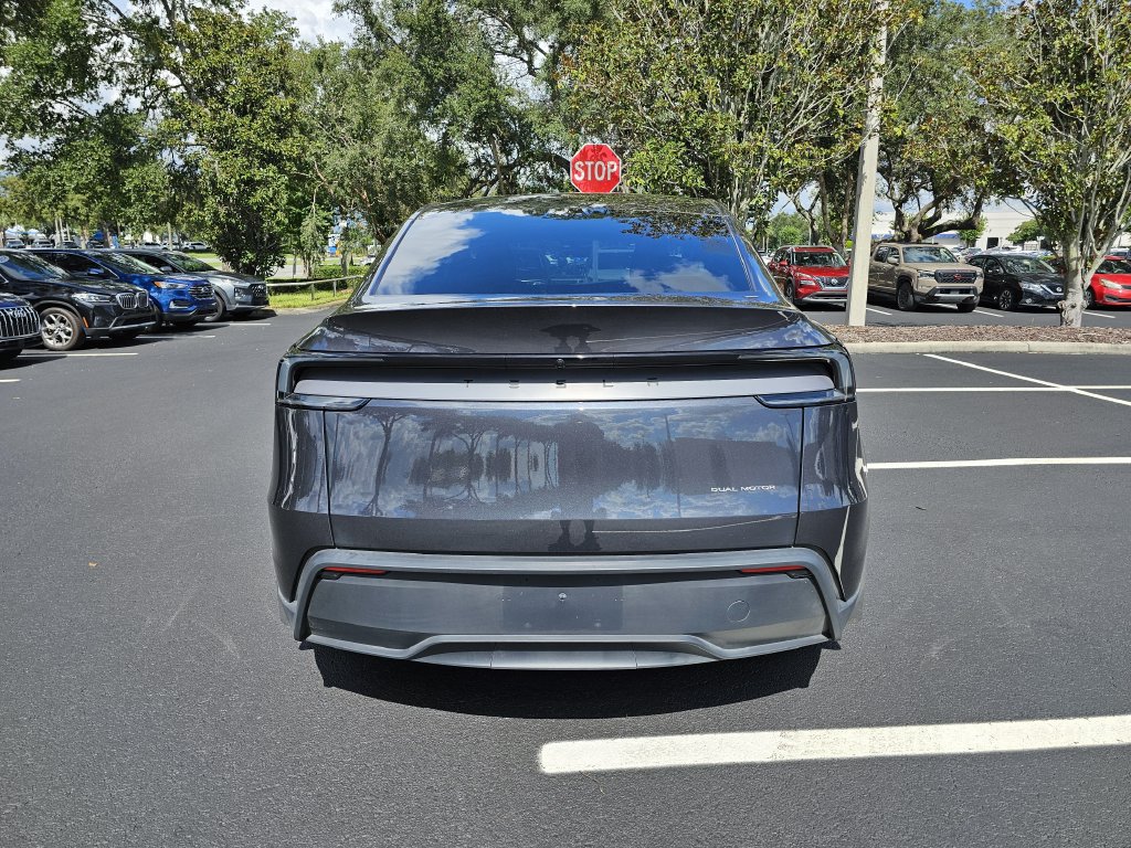Used 2026 Tesla Model Y Long Range AWD/4WD image 4