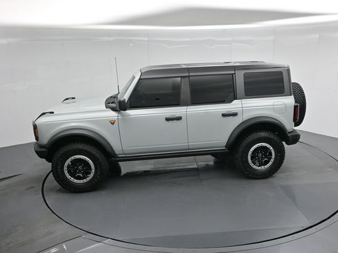 Used 2024 Ford Bronco Badlands w/ Sasquatch Package image 45