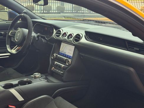 Used 2022 Ford Mustang Shelby GT500 w/ Technology Package image 69