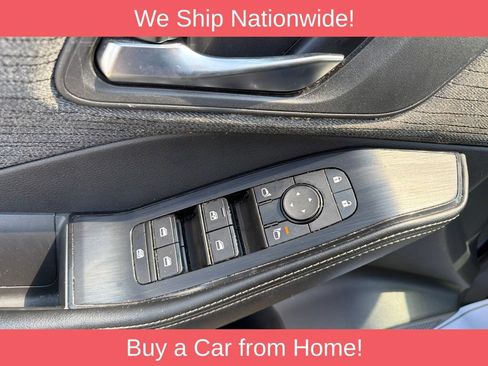 Used 2023 Nissan Rogue SV AWD/4WD image 9