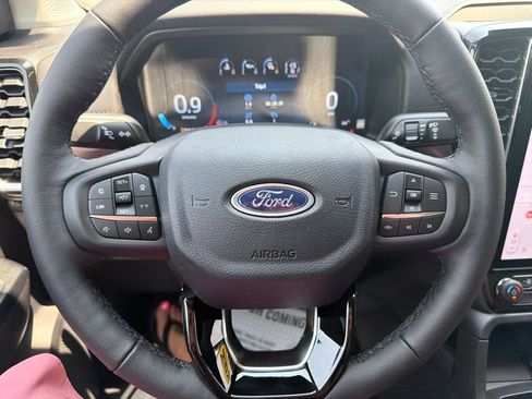 New 2026 Ford Ranger Lariat w/ Black Appearance Package AWD/4WD image 16
