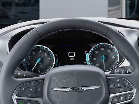 New 2026 Chrysler Pacifica Select image 17