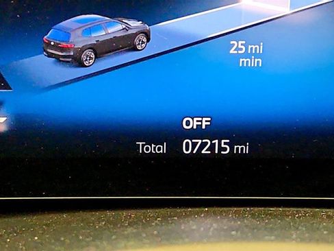 Used 2024 BMW iX xDrive50 w/ Premium Package image 15