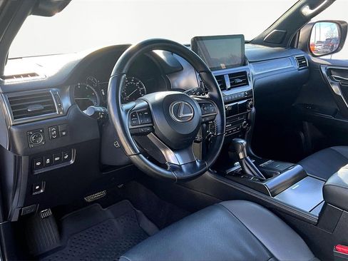 Used 2022 Lexus GX 460 image 13