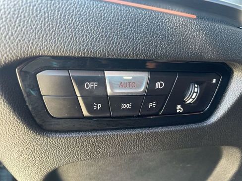 Used 2022 BMW 330i Sedan w/ Premium Package 2 image 36