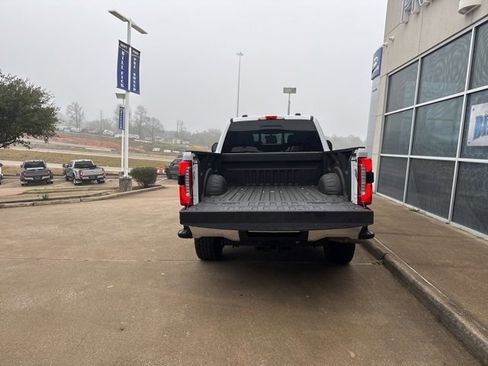 Used 2023 Ford F250 Lariat w/ FX4 Off-Road Package image 7