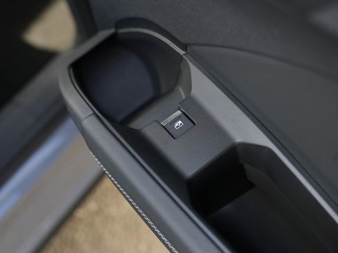 Used 2024 Audi Q4 e-tron Premium Plus w/ Premium Plus image 41