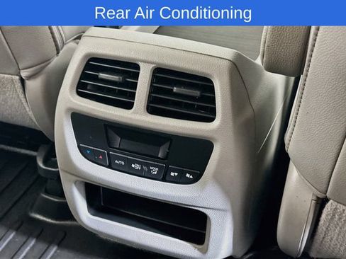 Used 2018 Honda Pilot EX-L image 19