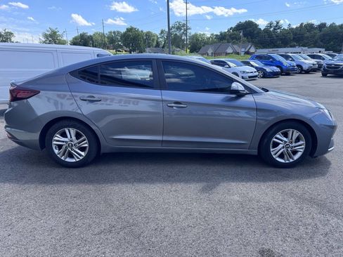 Used 2019 Hyundai Elantra SEL w/ Cargo Package FWD image 7