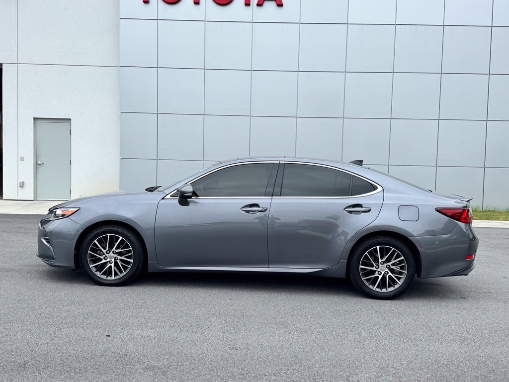 Used 2016 Lexus ES 350 FWD image 3