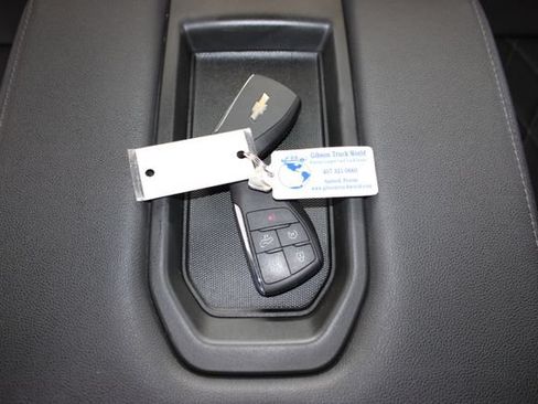 Used 2025 Chevrolet Silverado 2500 LT AWD/4WD image 25
