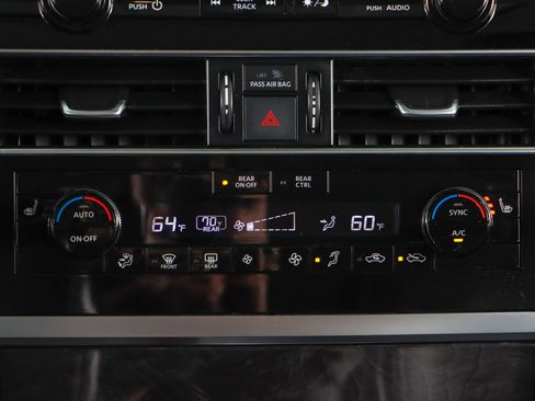 Used 2024 INFINITI QX80 Luxe w/ Cargo Package image 21