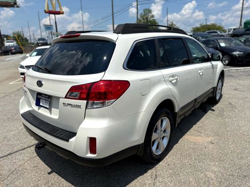Used 2013 Subaru Outback 2.5i Premium w/ Popular Pkg 1A image 4