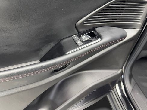 Used 2025 Jeep Wagoneer S Limited image 40