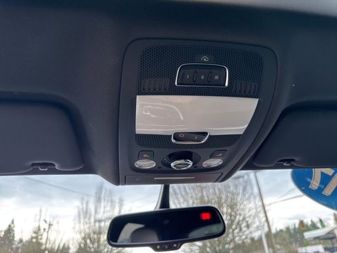 Used 2017 Audi Q5 2.0T Premium Plus w/ Technology Package image 32