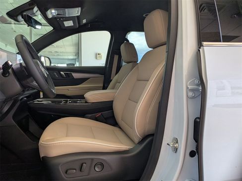 New 2026 Buick Enclave Preferred w/ Power Package image 14