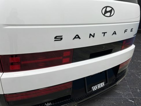Used 2025 Hyundai Santa Fe Calligraphy AWD/4WD image 40