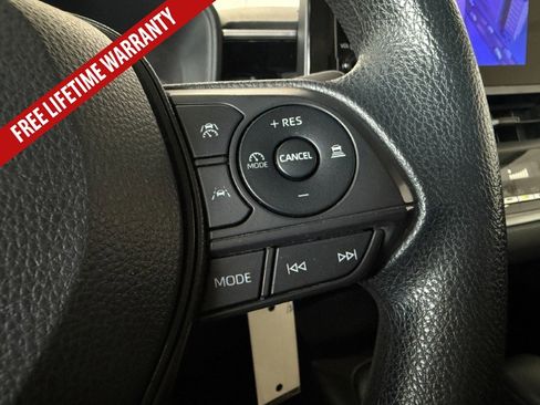 Used 2023 Toyota Corolla LE FWD image 30