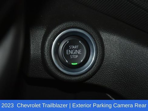 Used 2023 Chevrolet TrailBlazer LT FWD image 14