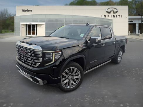 Used 2024 GMC Sierra 1500 Denali w/ Denali Reserve Package AWD/4WD image 1