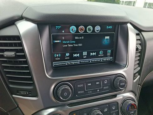 Used 2019 Chevrolet Tahoe LT AWD/4WD image 18