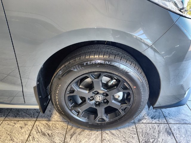 New 2026 Toyota Sienna XLE Woodland Edition AWD/4WD image 10
