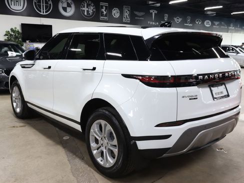 Used 2020 Land Rover Range Rover Evoque S image 3