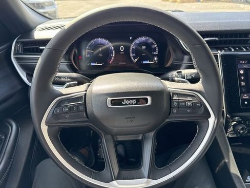 Certified 2023 Jeep Grand Cherokee L Laredo AWD/4WD image 14