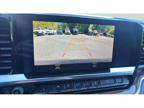 Used 2022 Chevrolet Silverado 1500 RST AWD/4WD image 17