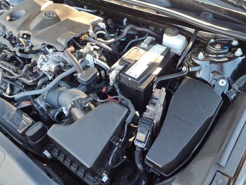 Used 2023 Toyota Camry XSE image 29