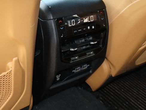 Used 2021 Jeep Grand Cherokee L Summit w/ Advanced Protech Group IV AWD/4WD image 20